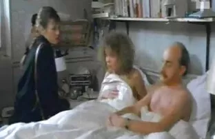 XXX Controllo cosa ha nei trans italiana xxx pantaloni.