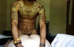 XXX Marito e moglie si masturba solo ottenere mia figlia pornoitalia trans a letto