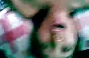 XXX Ragazza che gioca con la videoporno trans italiani sua bella