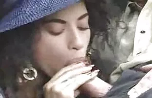 XXX Barare su suo marito davanti agli film trans italiani gratis occhi di lui