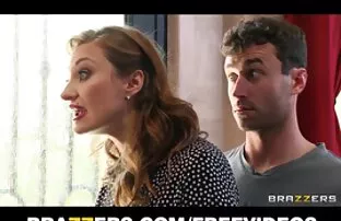 XXX Snella bellezza porta tutto ciò che è meglio in film porno, fatti in casa di filmati trans italiani qualità