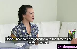 XXX La dolce sorella, una giovane ragazza video amatoriali trans italiani