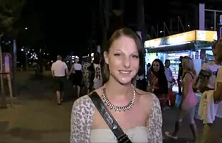 XXX Desideri nonno divertirsi trans italiani film con una giovane bionda